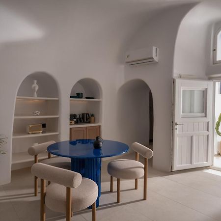 U & Me Suites Fira  Bagian luar foto