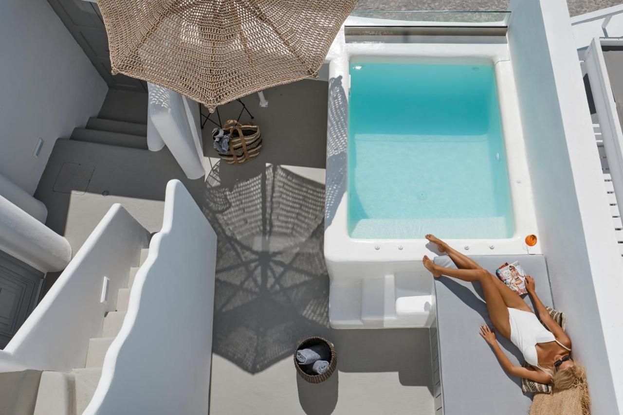 U & Me Suites Fira  Bagian luar foto