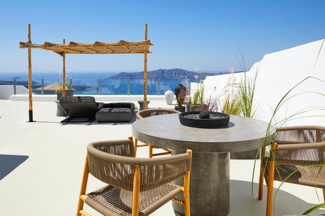 U & Me Suites Fira  Bagian luar foto