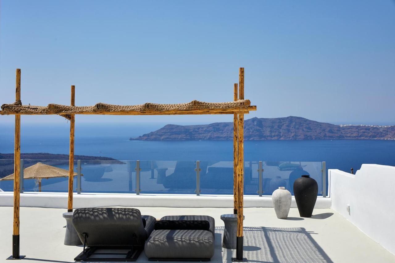 U & Me Suites Fira  Bagian luar foto
