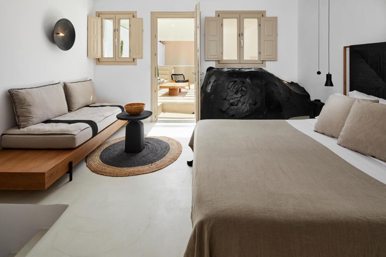 U & Me Suites Fira  Bagian luar foto