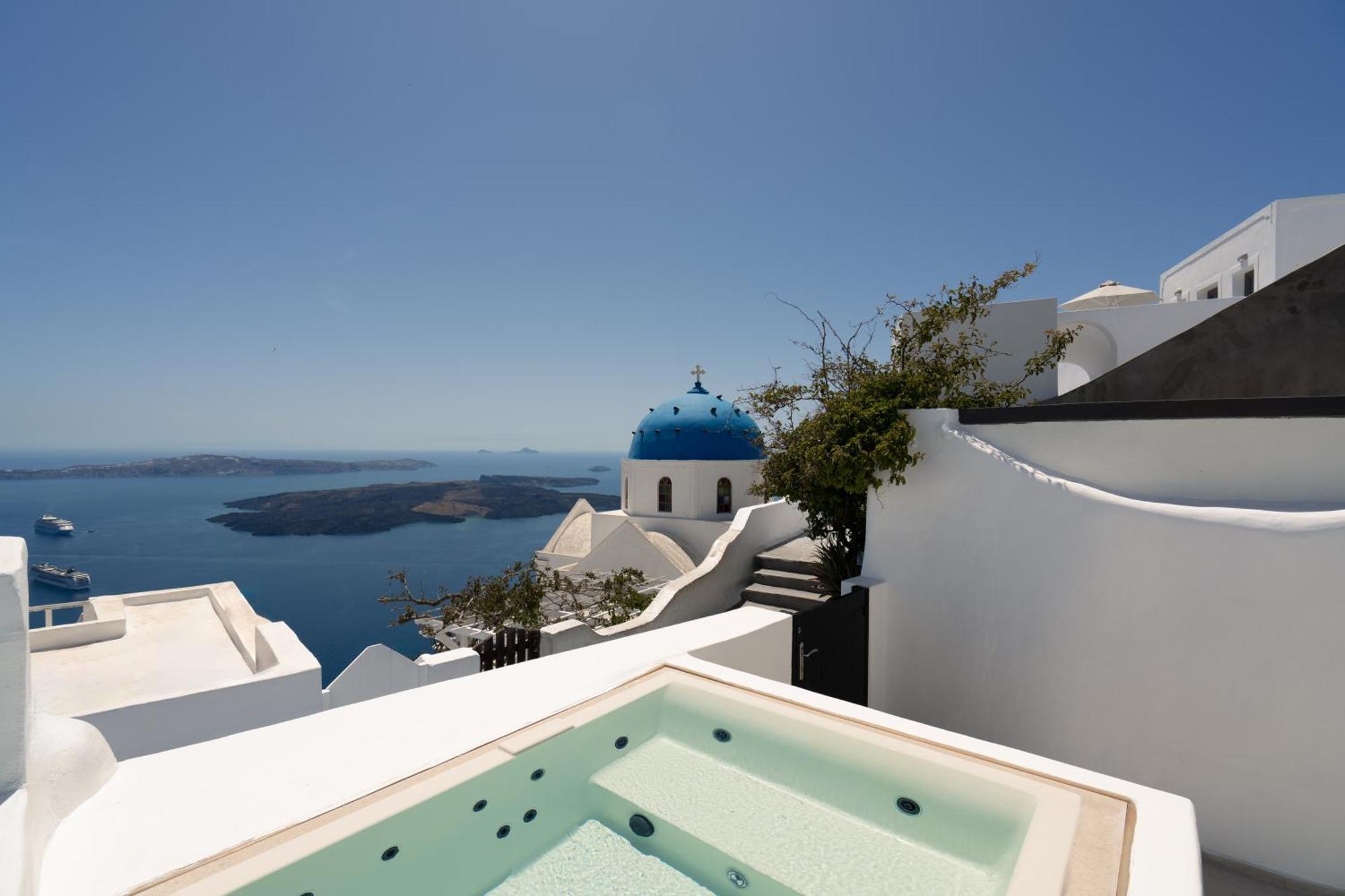 U & Me Suites Fira  Bagian luar foto