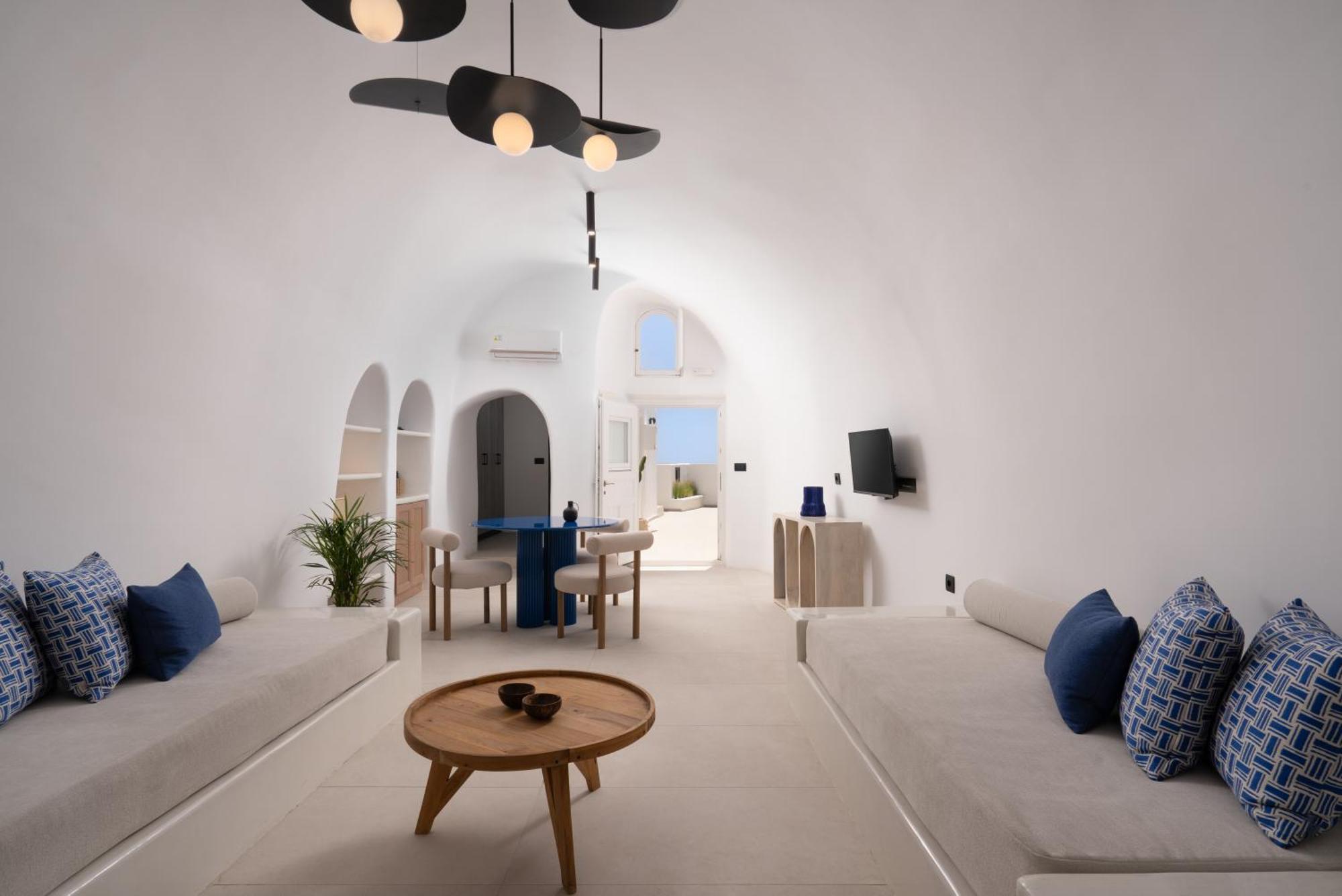 U & Me Suites Fira  Bagian luar foto